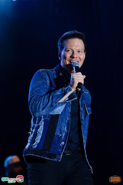 Michel Teló leva público ao delírio na terceira noite da 28ª Festa do Freigasparense Ausente 318