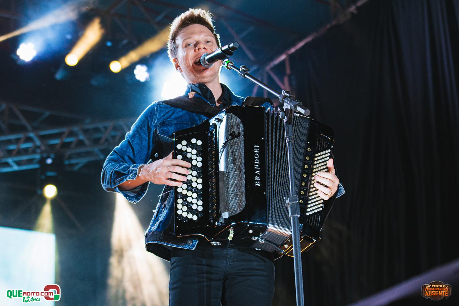 Michel Teló leva público ao delírio na terceira noite da 28ª Festa do Freigasparense Ausente 59