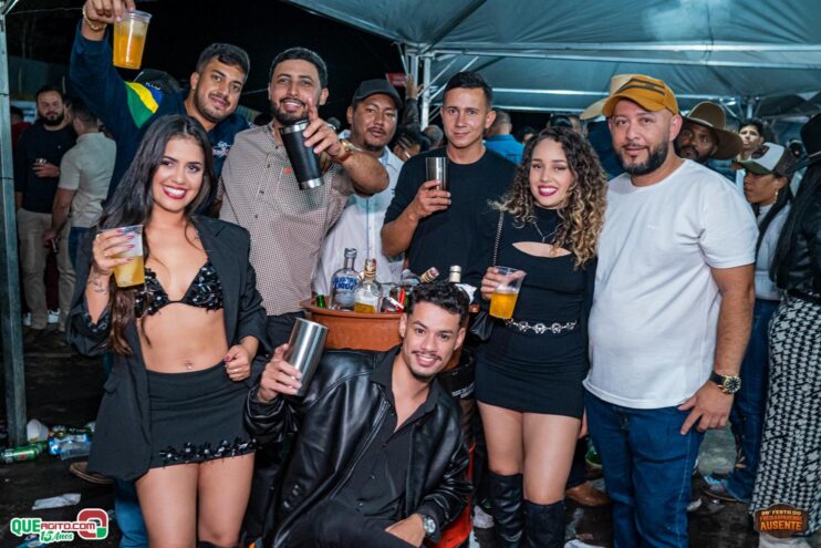 Michel Teló leva público ao delírio na terceira noite da 28ª Festa do Freigasparense Ausente 706