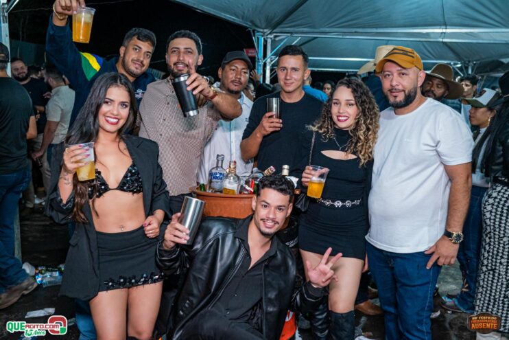 Michel Teló leva público ao delírio na terceira noite da 28ª Festa do Freigasparense Ausente 707