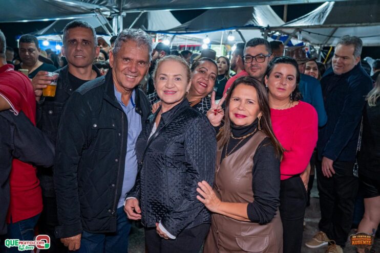 Michel Teló leva público ao delírio na terceira noite da 28ª Festa do Freigasparense Ausente 710
