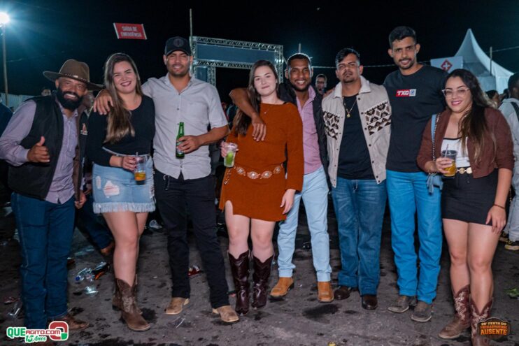 Michel Teló leva público ao delírio na terceira noite da 28ª Festa do Freigasparense Ausente 728