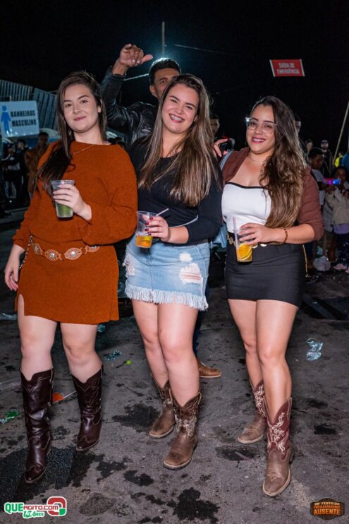 Michel Teló leva público ao delírio na terceira noite da 28ª Festa do Freigasparense Ausente 733