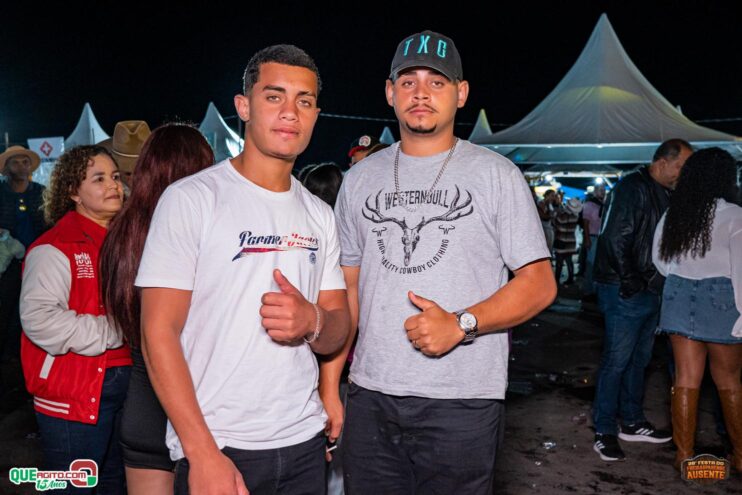 Michel Teló leva público ao delírio na terceira noite da 28ª Festa do Freigasparense Ausente 743