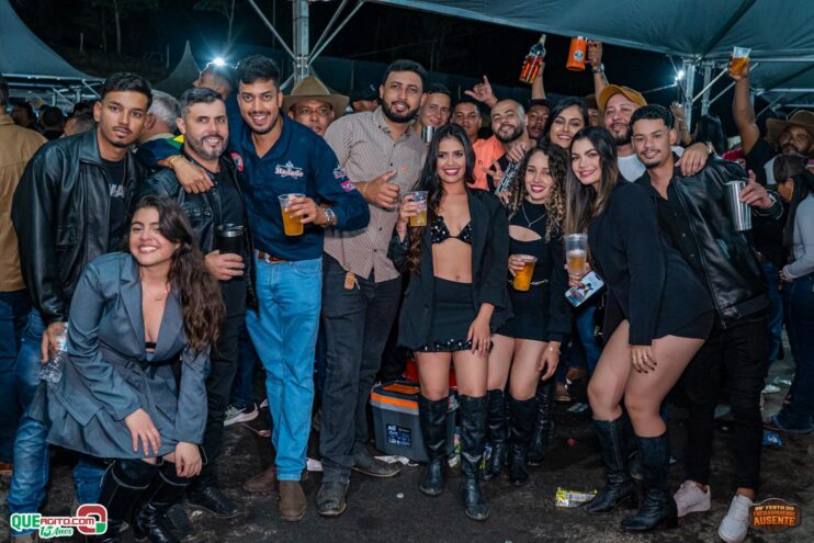 Michel Teló leva público ao delírio na terceira noite da 28ª Festa do Freigasparense Ausente 745