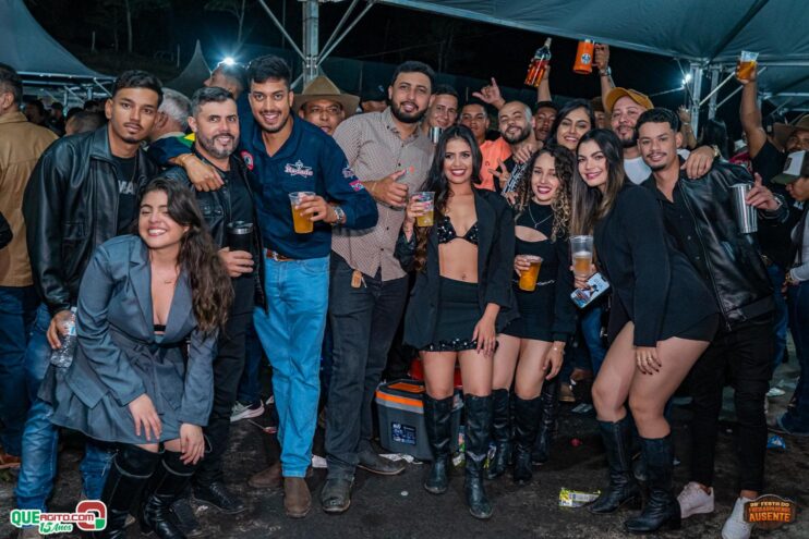 Michel Teló leva público ao delírio na terceira noite da 28ª Festa do Freigasparense Ausente 746