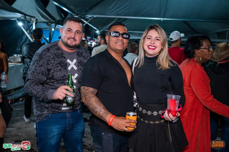 Michel Teló leva público ao delírio na terceira noite da 28ª Festa do Freigasparense Ausente 748