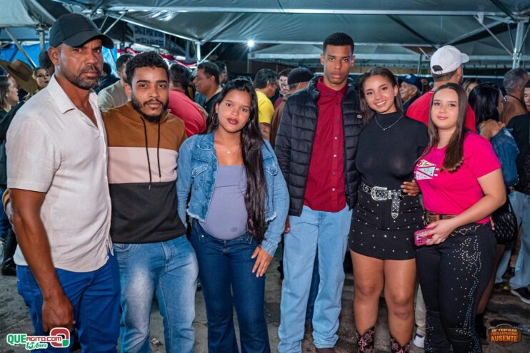 Michel Teló leva público ao delírio na terceira noite da 28ª Festa do Freigasparense Ausente 762