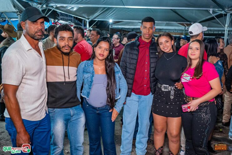 Michel Teló leva público ao delírio na terceira noite da 28ª Festa do Freigasparense Ausente 763