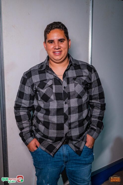 Michel Teló leva público ao delírio na terceira noite da 28ª Festa do Freigasparense Ausente 765