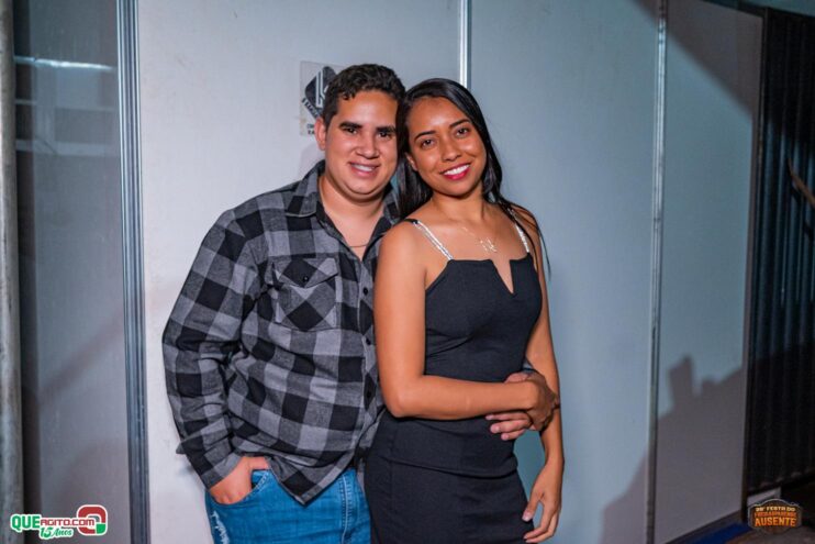 Michel Teló leva público ao delírio na terceira noite da 28ª Festa do Freigasparense Ausente 766