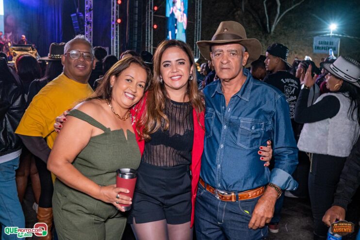 Michel Teló leva público ao delírio na terceira noite da 28ª Festa do Freigasparense Ausente 773