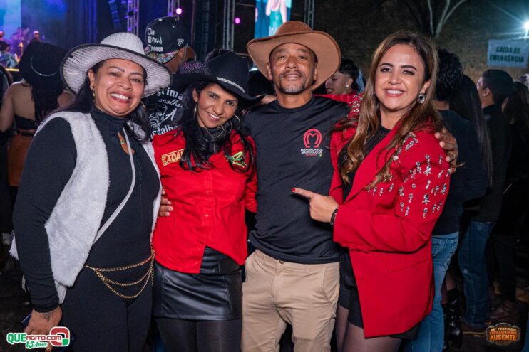 Michel Teló leva público ao delírio na terceira noite da 28ª Festa do Freigasparense Ausente 774