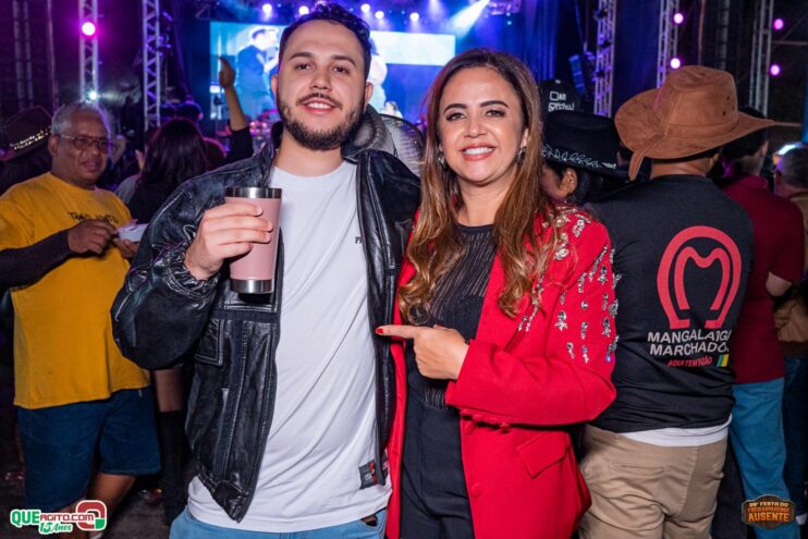 Michel Teló leva público ao delírio na terceira noite da 28ª Festa do Freigasparense Ausente 776