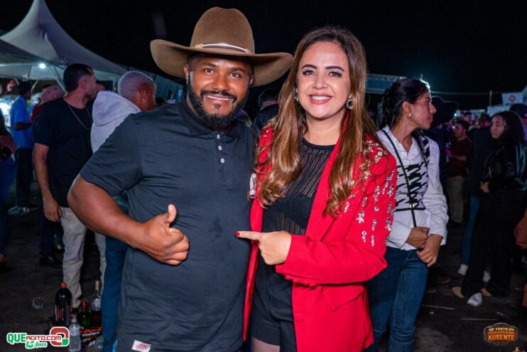 Michel Teló leva público ao delírio na terceira noite da 28ª Festa do Freigasparense Ausente 784