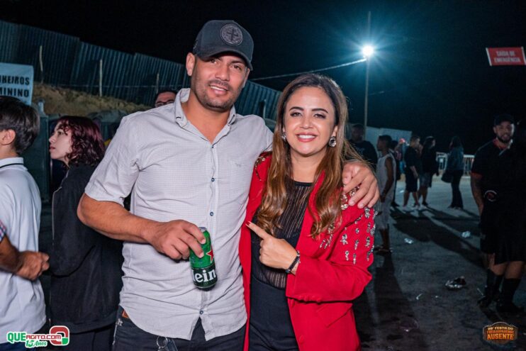 Michel Teló leva público ao delírio na terceira noite da 28ª Festa do Freigasparense Ausente 789