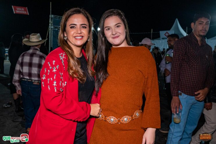 Michel Teló leva público ao delírio na terceira noite da 28ª Festa do Freigasparense Ausente 790