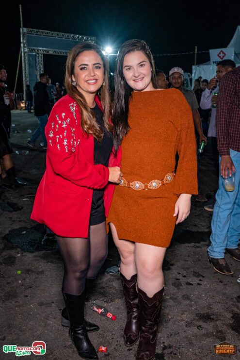 Michel Teló leva público ao delírio na terceira noite da 28ª Festa do Freigasparense Ausente 791