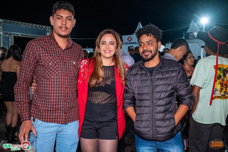 Michel Teló leva público ao delírio na terceira noite da 28ª Festa do Freigasparense Ausente 792