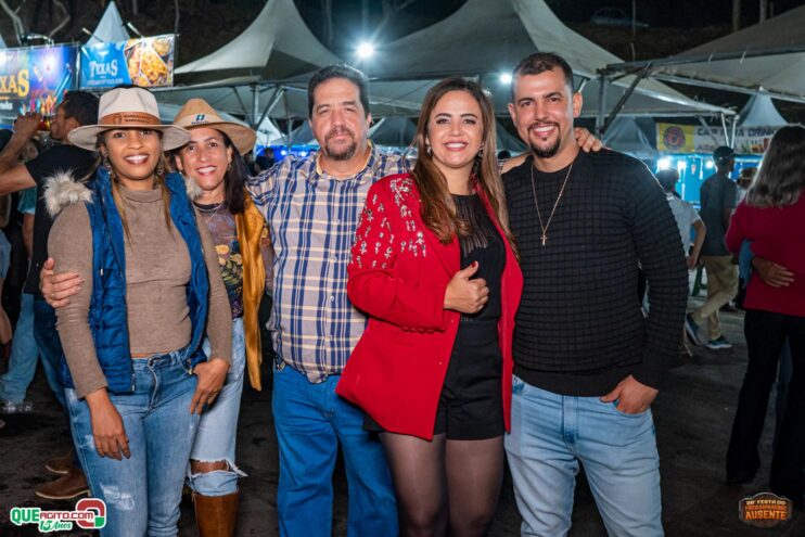 Michel Teló leva público ao delírio na terceira noite da 28ª Festa do Freigasparense Ausente 811