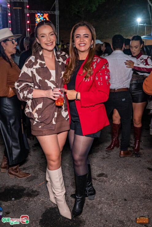 Michel Teló leva público ao delírio na terceira noite da 28ª Festa do Freigasparense Ausente 820