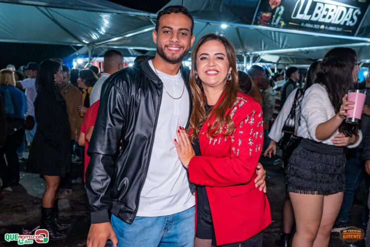 Michel Teló leva público ao delírio na terceira noite da 28ª Festa do Freigasparense Ausente 830