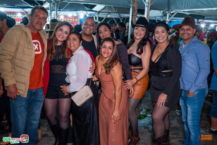 Michel Teló leva público ao delírio na terceira noite da 28ª Festa do Freigasparense Ausente 843