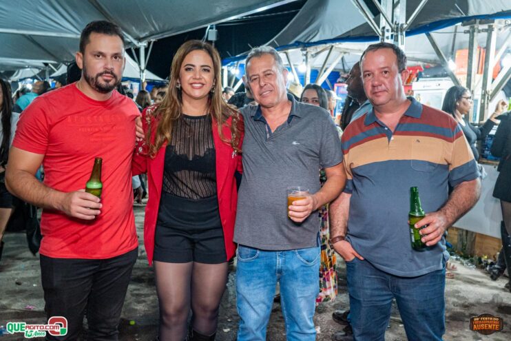 Michel Teló leva público ao delírio na terceira noite da 28ª Festa do Freigasparense Ausente 851