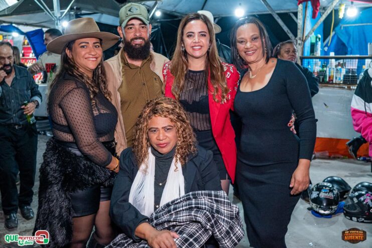 Michel Teló leva público ao delírio na terceira noite da 28ª Festa do Freigasparense Ausente 858