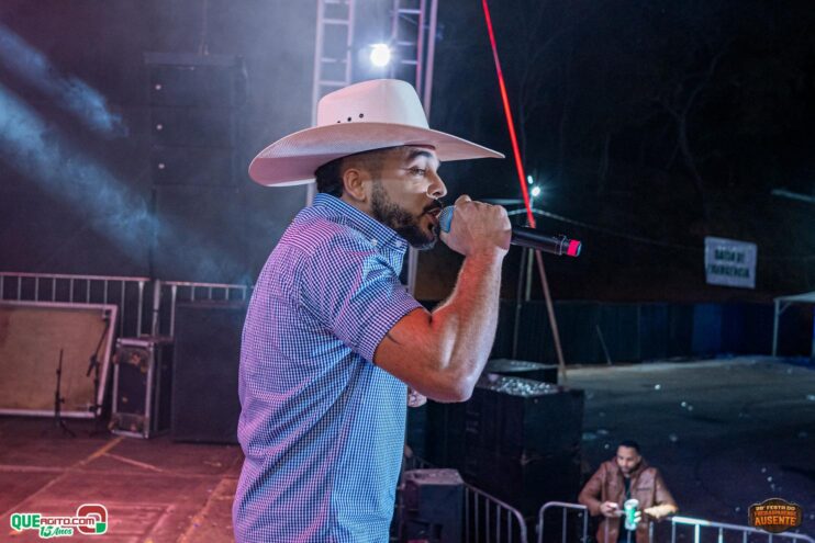 Michel Teló leva público ao delírio na terceira noite da 28ª Festa do Freigasparense Ausente 868