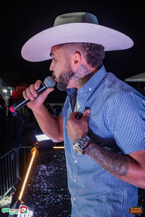 Michel Teló leva público ao delírio na terceira noite da 28ª Festa do Freigasparense Ausente 877