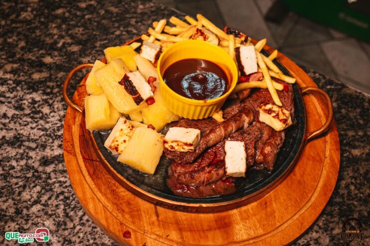 Grupo Rei inaugura o Espetinho do Coroné em Porto Seguro com noite de muita música e sabor 115