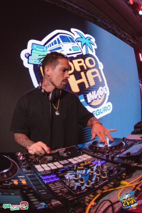 Morocha Invade em Porto Seguro contou com show marcante de MC Livinho 26