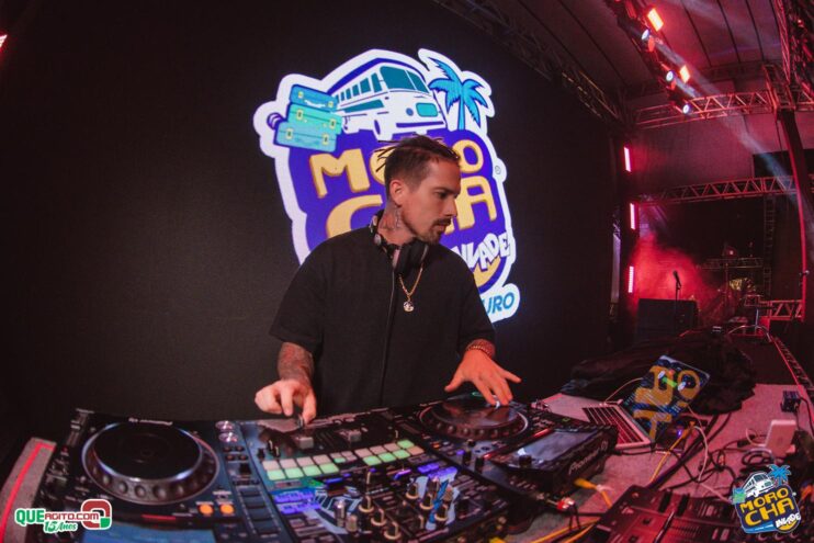 Morocha Invade em Porto Seguro contou com show marcante de MC Livinho 27