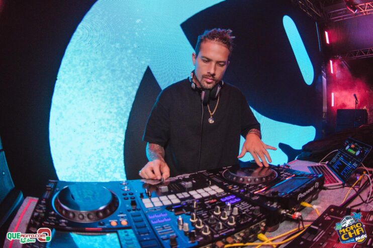 Morocha Invade em Porto Seguro contou com show marcante de MC Livinho 28