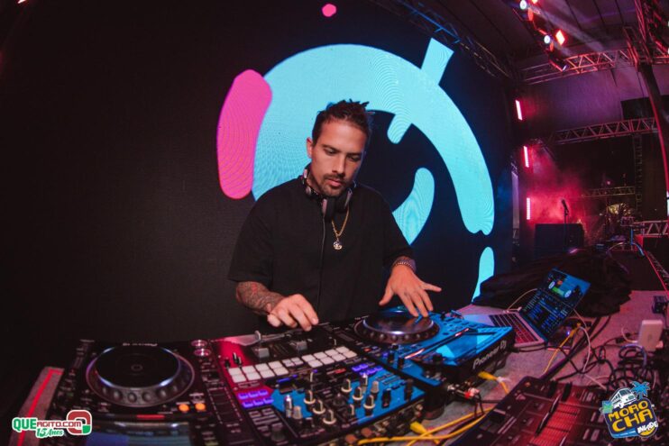 Morocha Invade em Porto Seguro contou com show marcante de MC Livinho 29