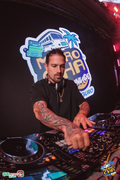 Morocha Invade em Porto Seguro contou com show marcante de MC Livinho 30