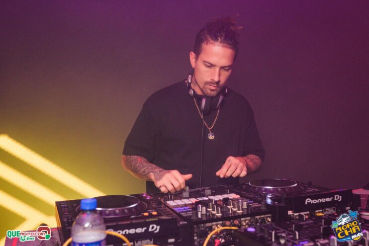 Morocha Invade em Porto Seguro contou com show marcante de MC Livinho 37