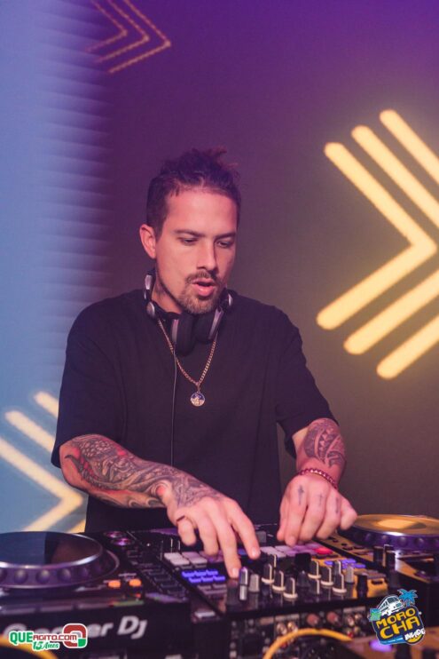 Morocha Invade em Porto Seguro contou com show marcante de MC Livinho 38