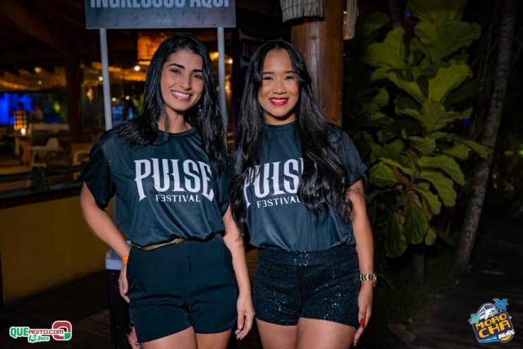 Morocha Invade em Porto Seguro contou com show marcante de MC Livinho 54