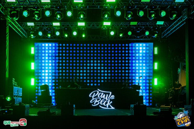 Morocha Invade em Porto Seguro contou com show marcante de MC Livinho 105