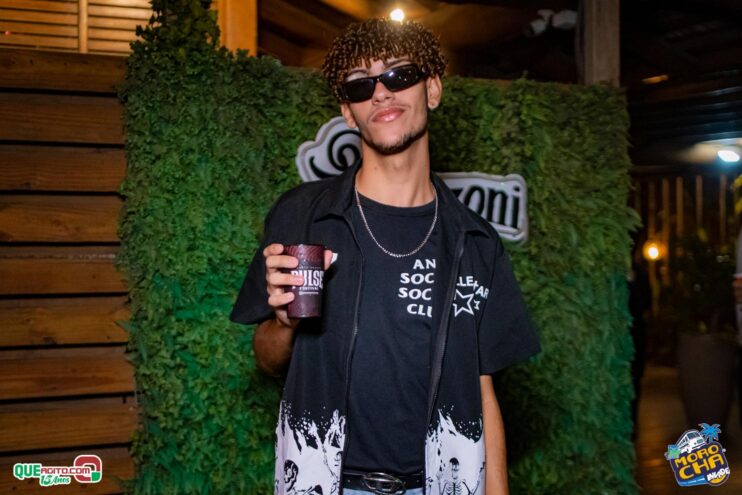 Morocha Invade em Porto Seguro contou com show marcante de MC Livinho 187