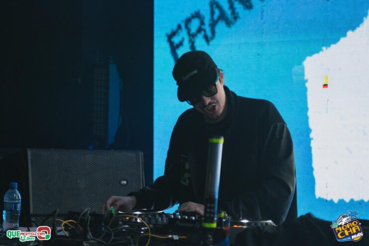 Morocha Invade em Porto Seguro contou com show marcante de MC Livinho 560