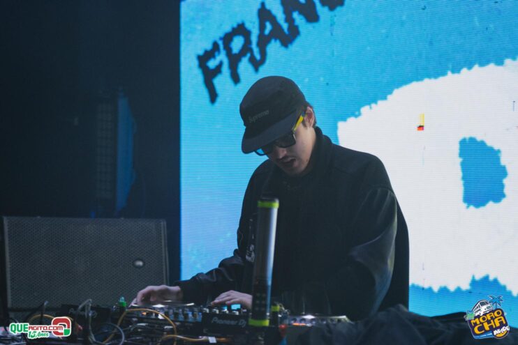 Morocha Invade em Porto Seguro contou com show marcante de MC Livinho 561