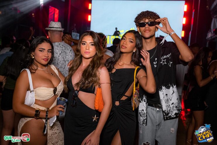 Morocha Invade em Porto Seguro contou com show marcante de MC Livinho 587