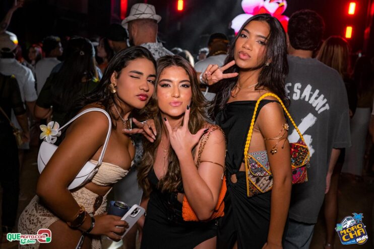 Morocha Invade em Porto Seguro contou com show marcante de MC Livinho 589