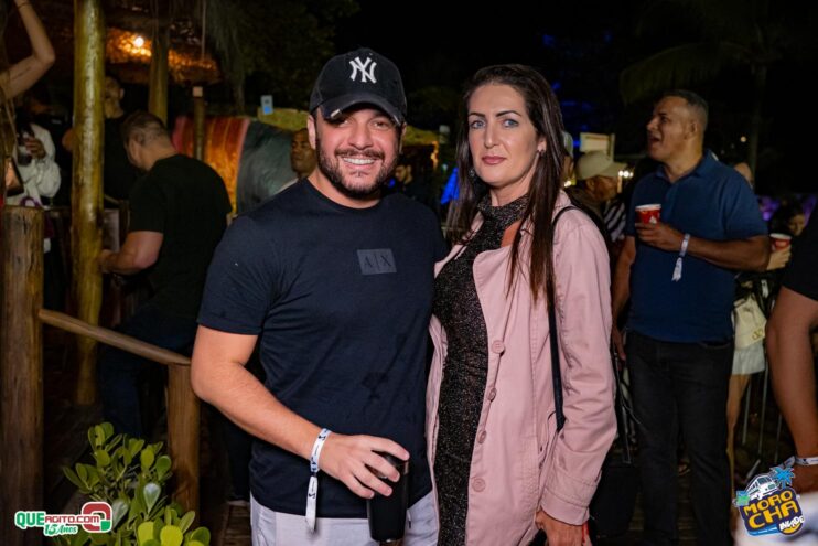 Morocha Invade em Porto Seguro contou com show marcante de MC Livinho 707