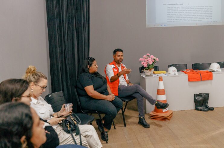 Defesa Civil – encontro 4 Defesa Civil de Eunápolis apresenta Rede de Proteção e reforça ações preventivas 21