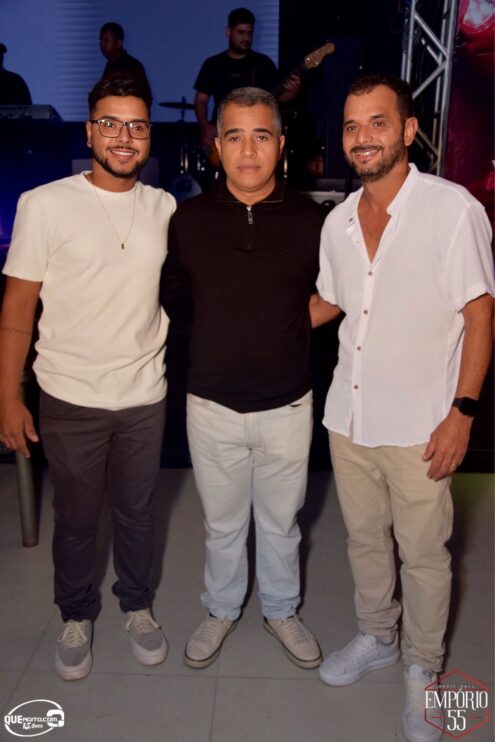 Empório 55 é inaugurado com grande show de Boteco das Amigas e Júlio Cardozzo em Eunápolis 30