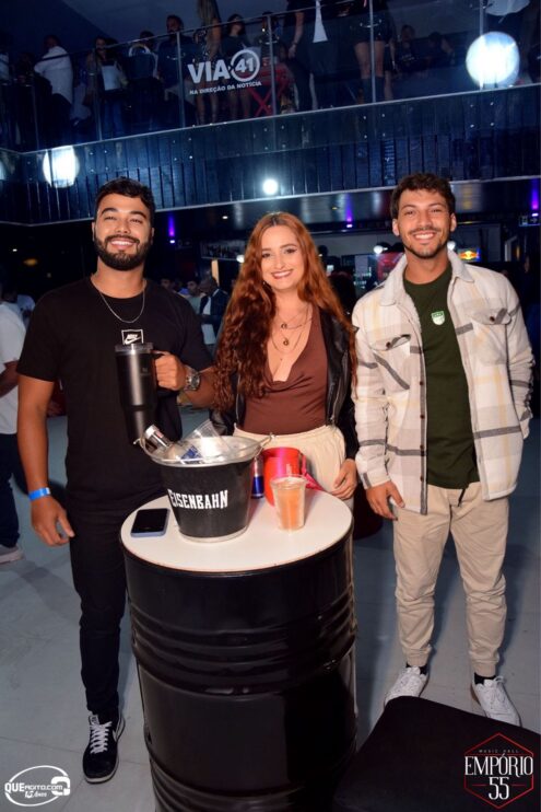 Empório 55 é inaugurado com grande show de Boteco das Amigas e Júlio Cardozzo em Eunápolis 57